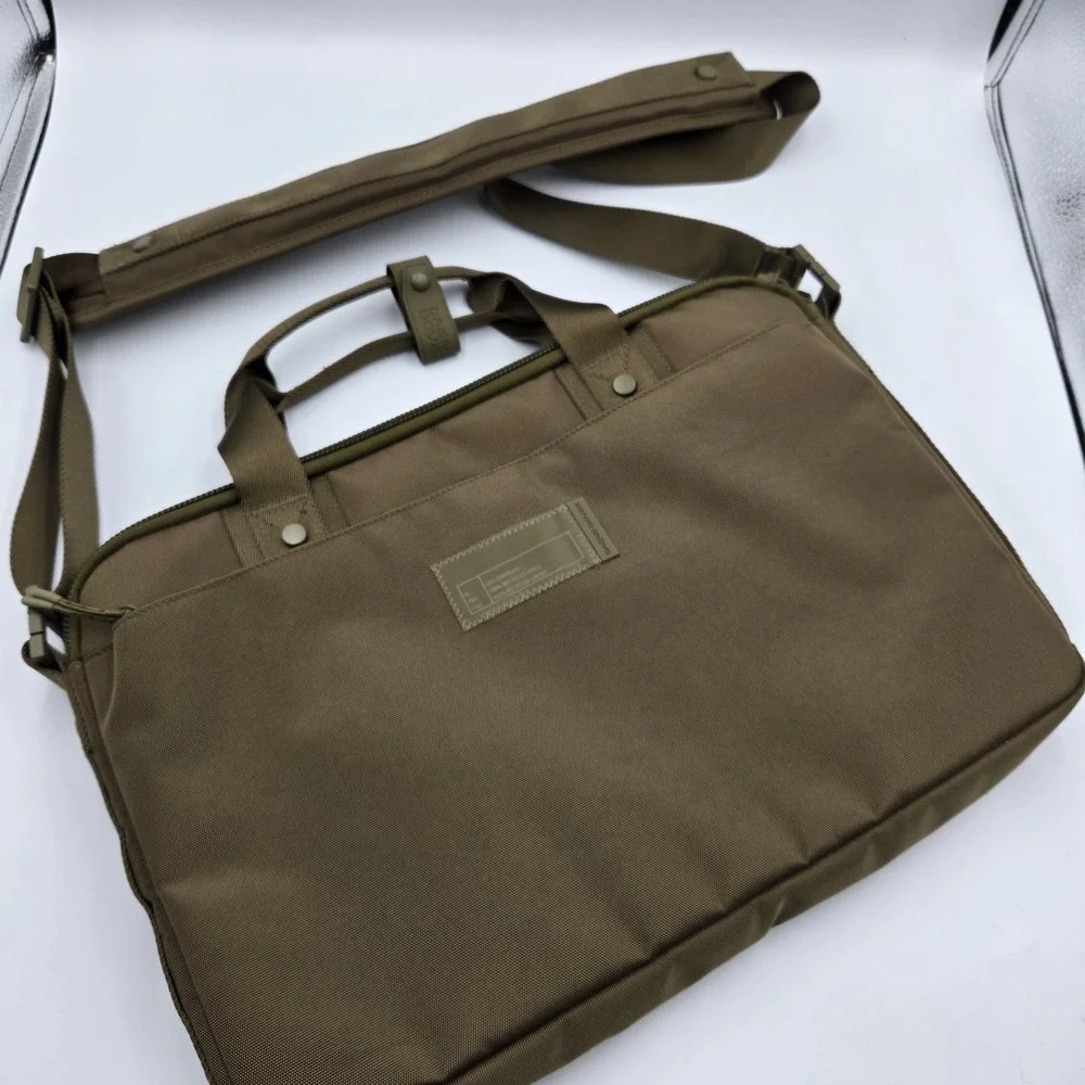 Rare Dagne Dover Designer Berlin Laptop Bag Crossbody Strap Green 2 Laptop 16x11